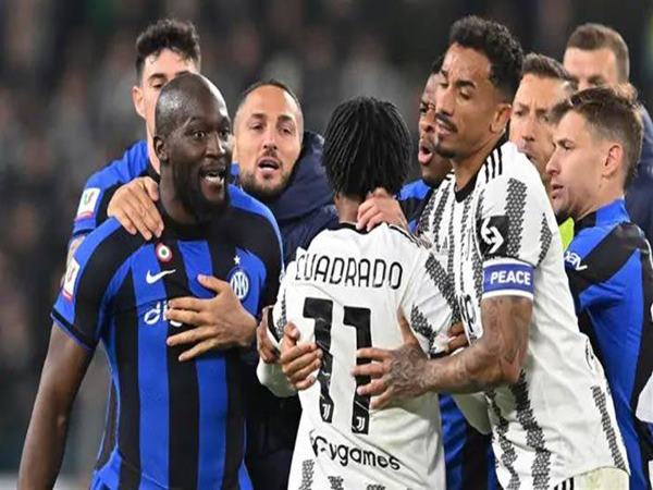 Lukaku trả giá vì “lật mặt” Inter Milan