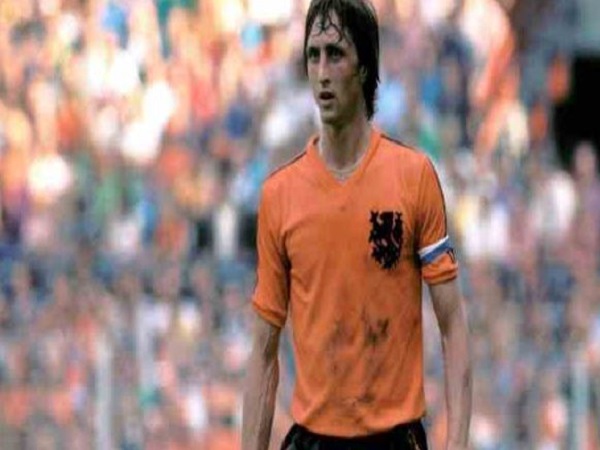 Tượng đài bất diệt của bóng đá Hà Lan – Thánh Johan Cruyff