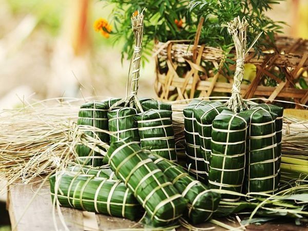 Ngủ mê thấy bánh tét còn nguyên vẹn, cắt thủ công
