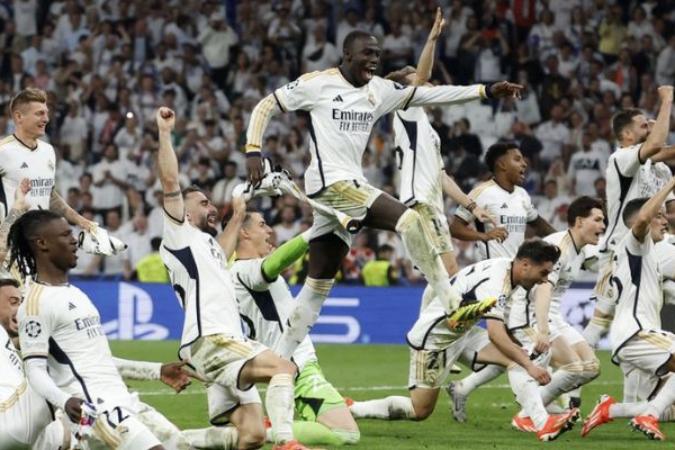 Chi phí chuyển nhượng vươn tầm “bom tấn”