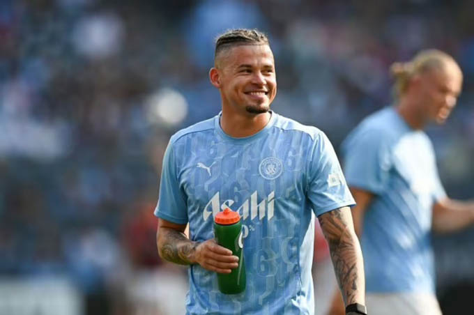 Kalvin Phillips từng khoác áo những đội bóng nào?