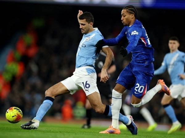 Cuộc đua Top 4 nóng lên nhờ trận Man City vs Chelsea